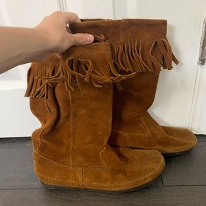 Minnetonka Moccasin Fringe Boot